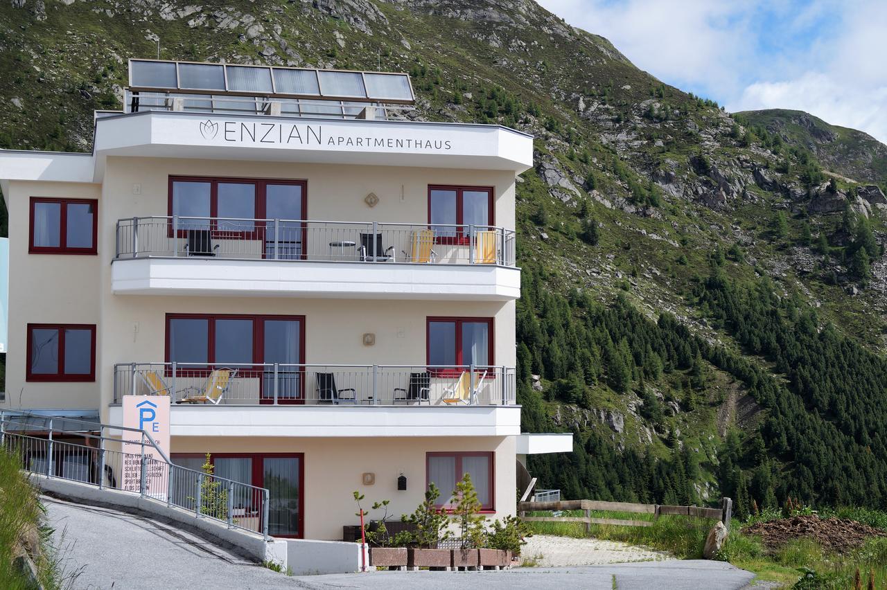 Apartmenthaus Enzian Hochsoelden Zewnętrze zdjęcie